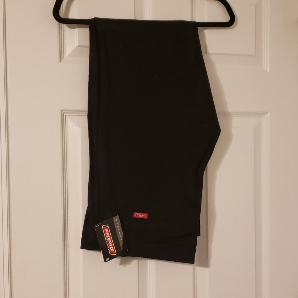 Black Dickies Pants size 17 fits 37 waste